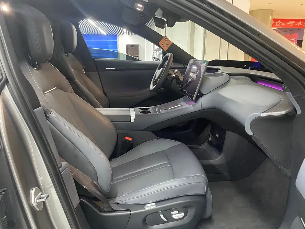 YU7 2025 Pro Edition купить на сайте DeffCars