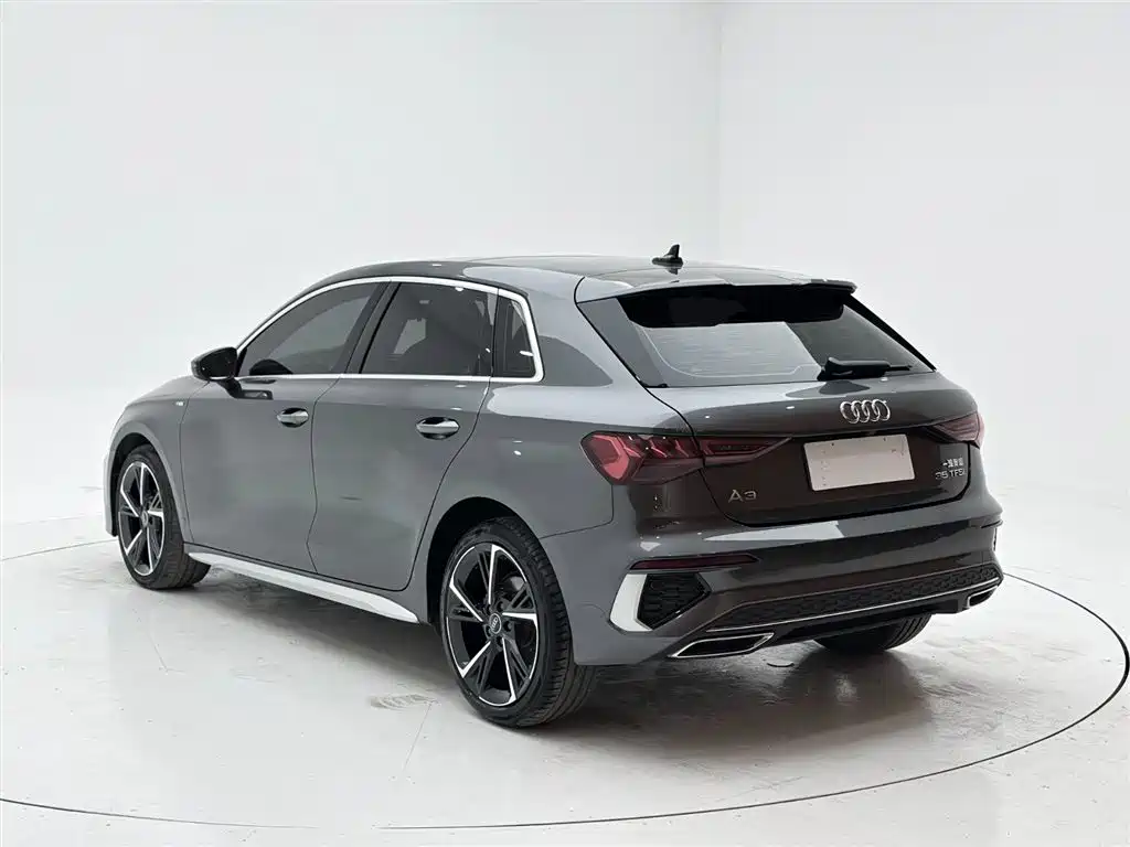 Audi A3 2024 Sportback 35 TFSI stylish and sporty купить на сайте DeffCars