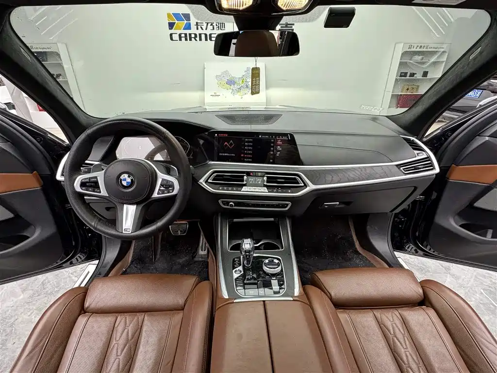 BMW X7 2021 xDrive40i Exclusive M Sports Package купить на сайте DeffCars