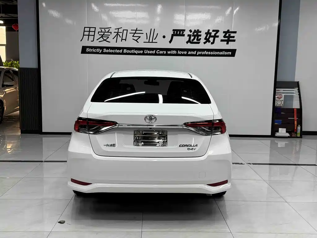 Corolla 2019 1.2T S-CVT GL-i Deluxe Edition купить на сайте DeffCars
