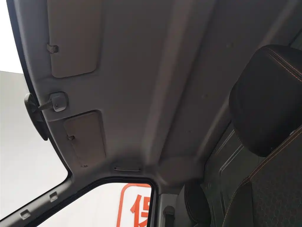 Changan Ruixing M60 2023 model 1.5L GDI comfortable van with 2 seats купить на сайте DeffCars