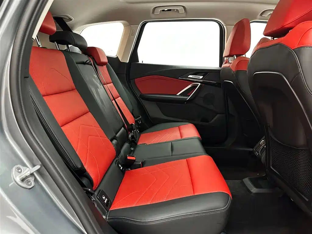 BMW X1 2023 sDrive20Li X Design Package купить на сайте DeffCars
