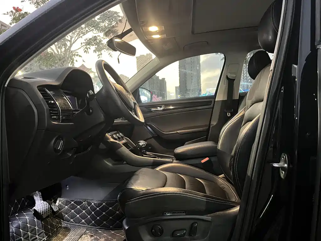 Kodiak 2020 TSI330 5-seater two-wheel drive luxury premium version купить на сайте DeffCars
