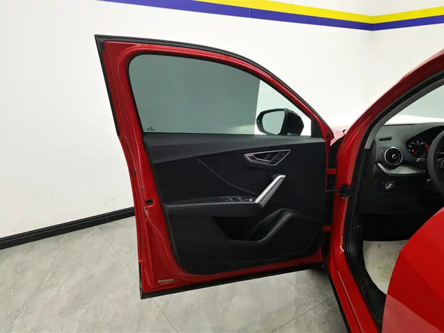 Audi Q2L 2020 35 TFSI aggressive and dynamic model купить на сайте DeffCars