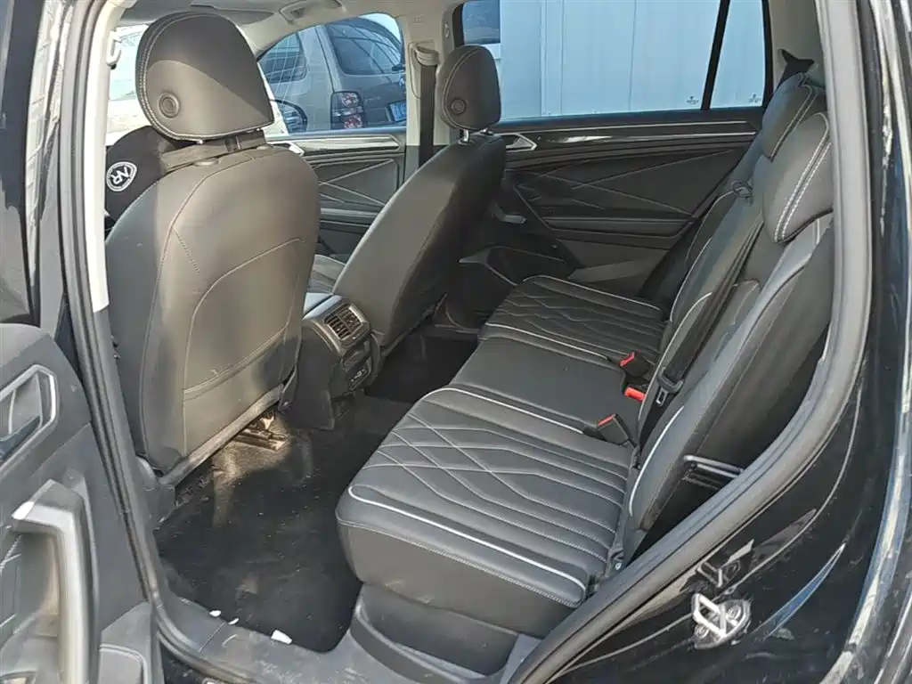 Tiguan L 2022 330TSI automatic two-wheel drive smart version купить на сайте DeffCars