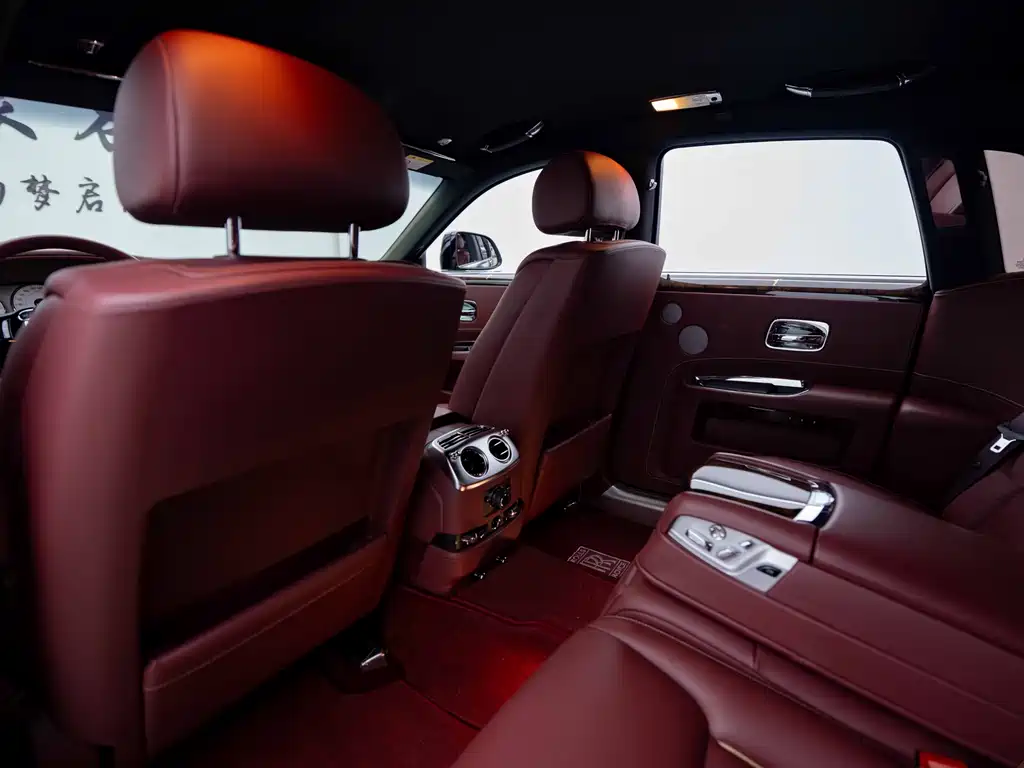 Ghost 2018 6.6T standard wheelbase version купить на сайте DeffCars