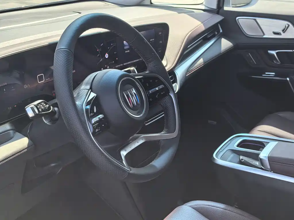 Century 2023 2.0T seven-seat Yuanshi Edition купить на сайте DeffCars