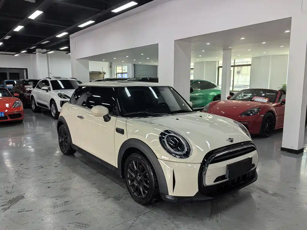 MINI 2022 facelift 1.5T ONE купить на сайте DeffCars