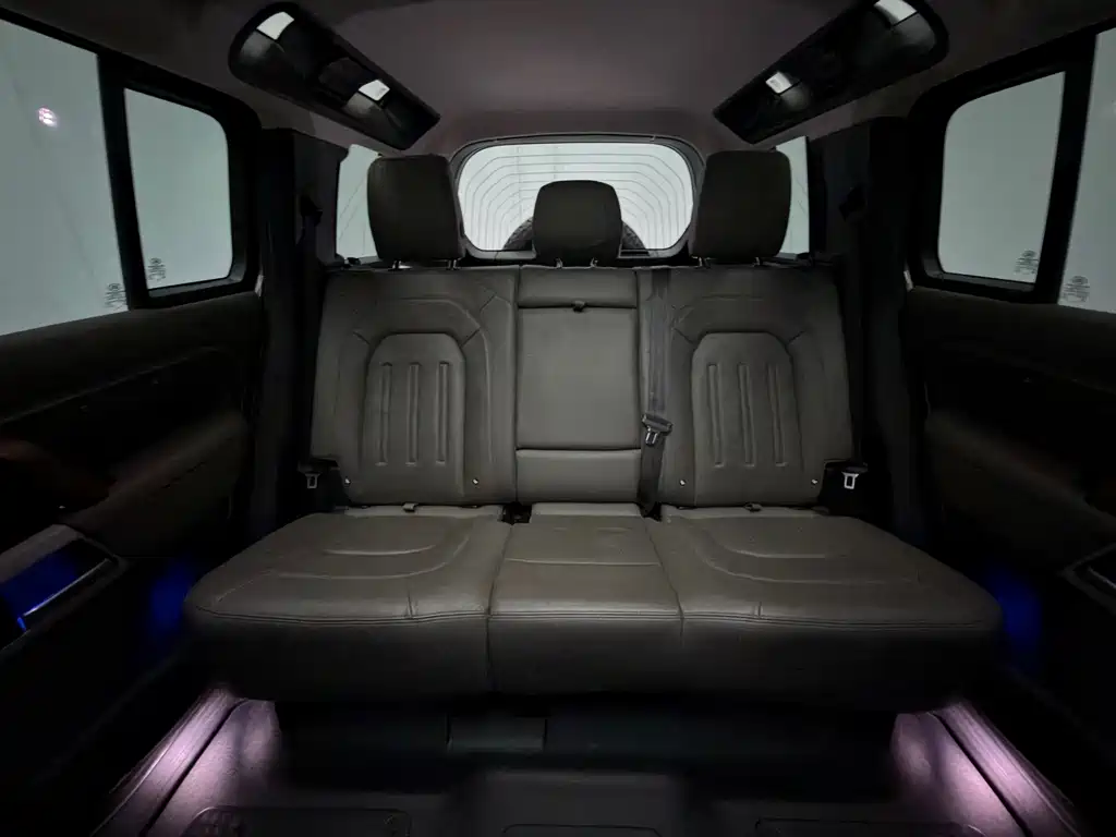 Land Rover Defender 2022 110 P400 Dark Special Edition купить на сайте DeffCars