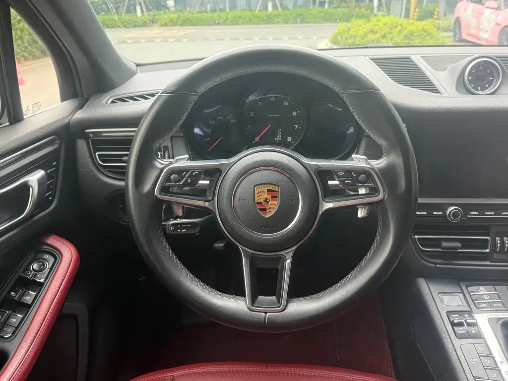 Macan 2021 Macan 2.0T купить на сайте DeffCars
