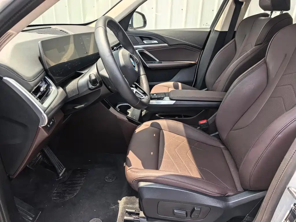BMW iX1 2025 eDrive25L M Sports Package купить на сайте DeffCars