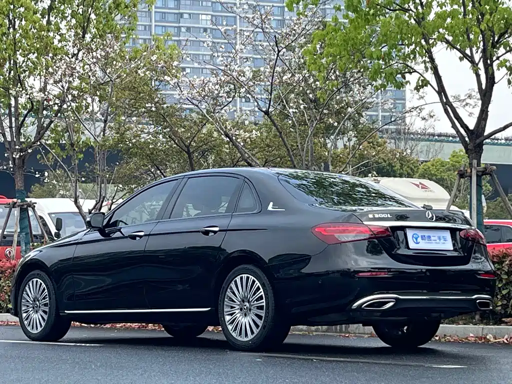 Mercedes-Benz E-Class 2023 E 300 L Luxury Model купить на сайте DeffCars