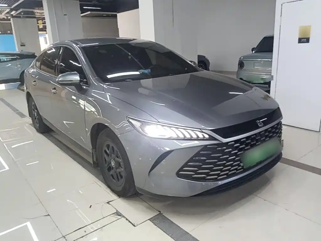 Qin PLUS 2025 DM-i smart driving version 55KM leading model купить на сайте DeffCars