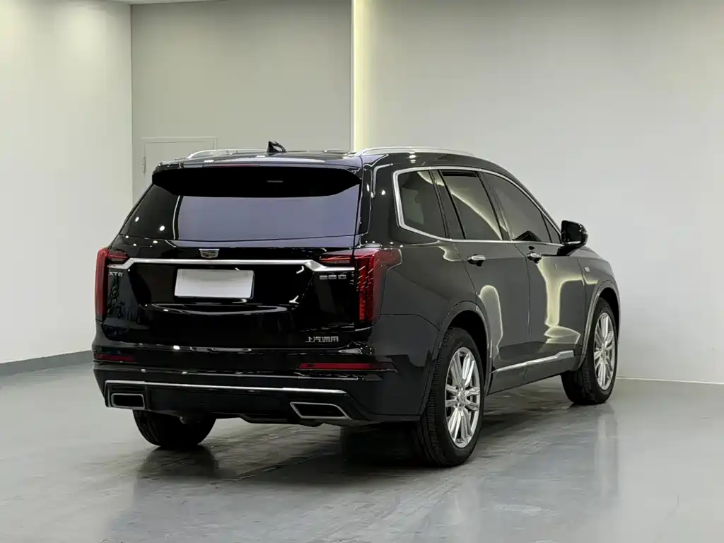 Cadillac XT6 2021 2.0T six-seat two-wheel drive luxury model купить на сайте DeffCars