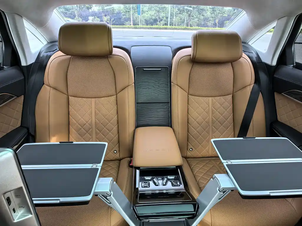 Audi A8 2022 A8L Horch Founder’s Edition Classic купить на сайте DeffCars