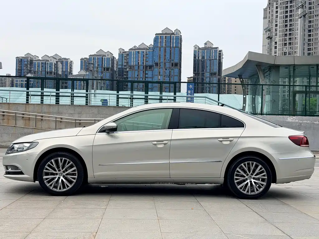 FAW-Volkswagen CC 2016 1.8TSI luxury model купить на сайте DeffCars