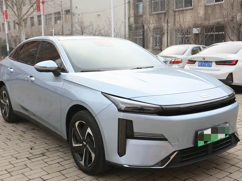 Galaxy L6 2025 EM-i 140km Starship Edition купить на сайте DeffCars