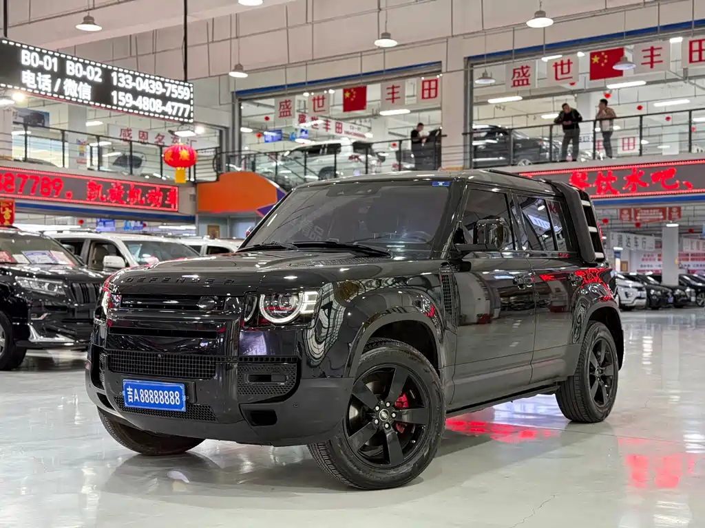 Land Rover Defender 2022 90 2.0T P300 X-DYNAMIC HSE купить на сайте DeffCars