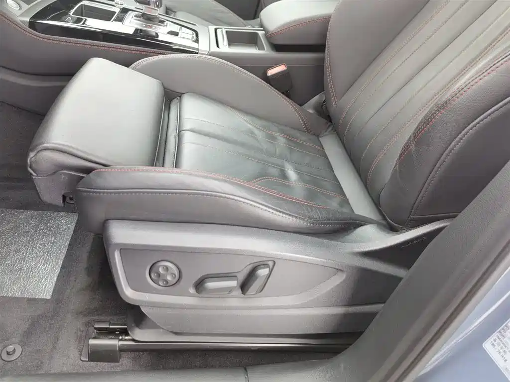 Audi Q5L 2022 40T RS Kit Burning Speed ​​Type купить на сайте DeffCars