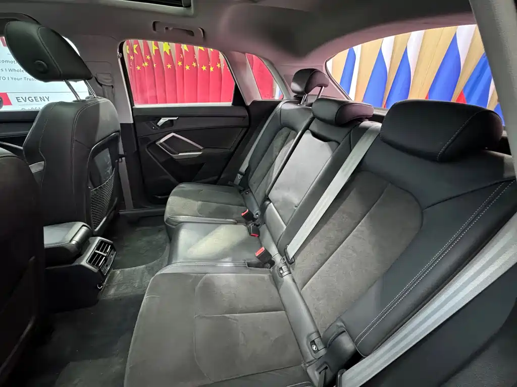 Audi Q3 2022 35 TFSI Fashionable and Dynamic купить на сайте DeffCars