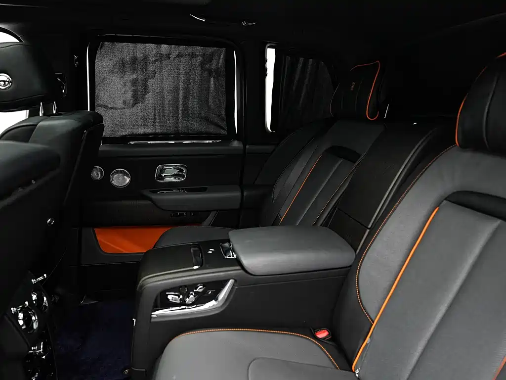 Cullinan 2018 four-seat version купить на сайте DeffCars