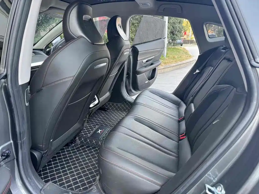 Xpeng P7 2022 586E купить на сайте DeffCars