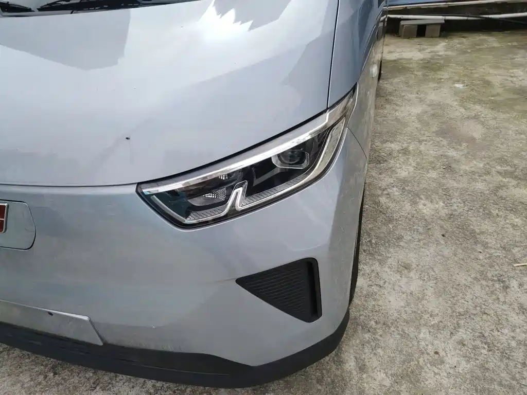 Wuling Yangguang 2024 300km Comfort Bus Version 75kW купить на сайте DeffCars