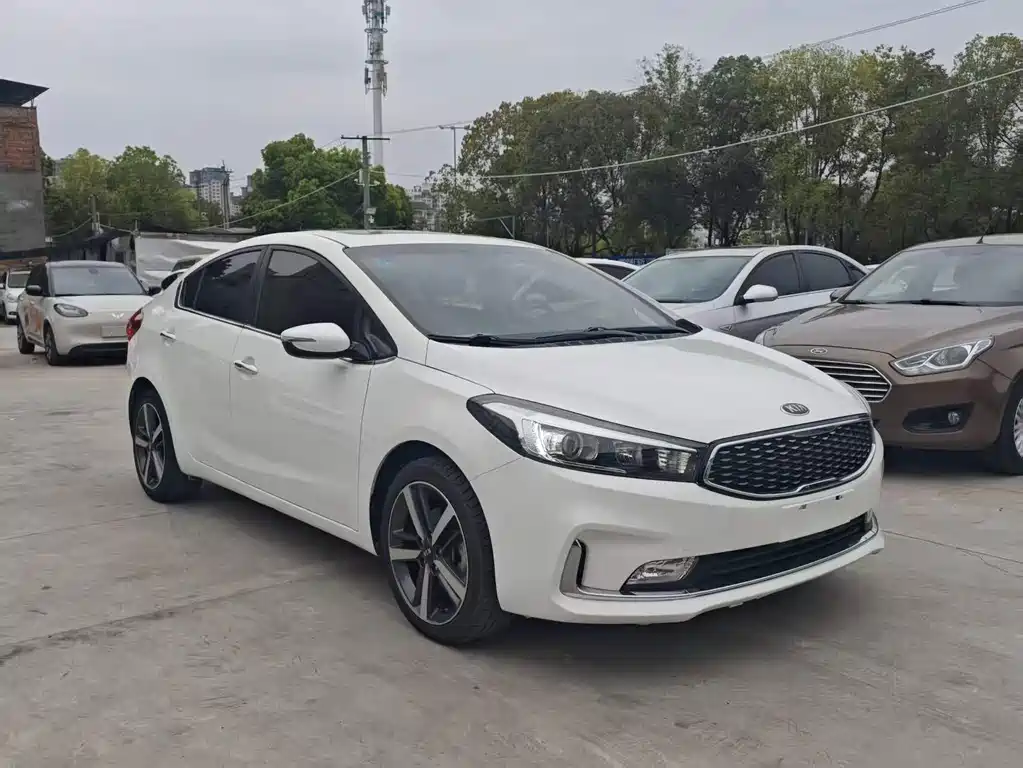 Kia K3 2017 1.6L Automatic 15th Anniversary Special Edition GLS купить на сайте DeffCars