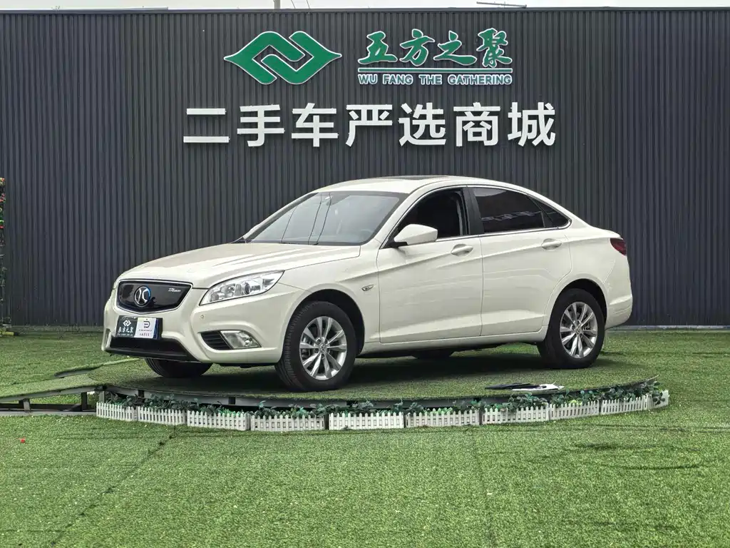 BAIC New Energy EU 2017 EU260 Enjoy Edition купить на сайте DeffCars