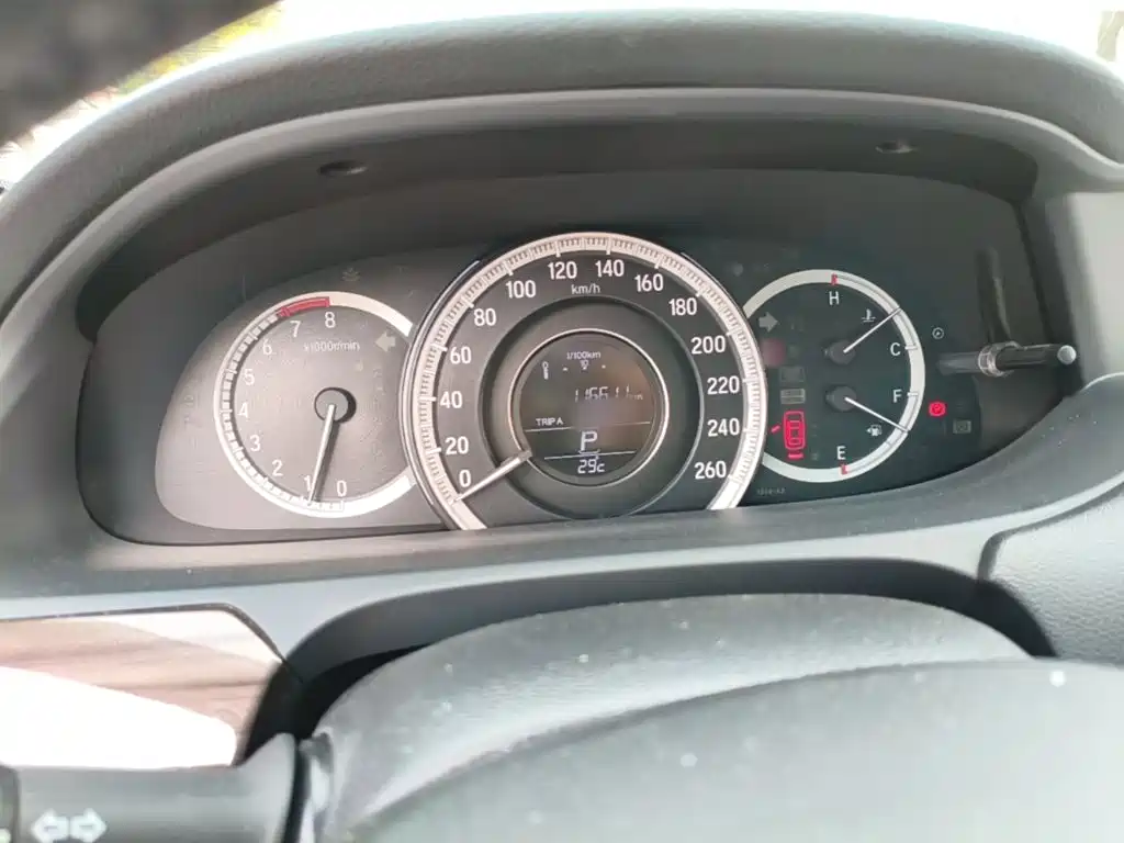 Accord 2016 2.4L Deluxe Edition купить на сайте DeffCars