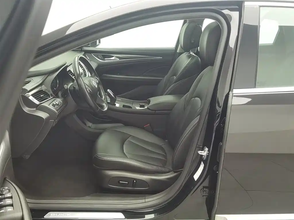 LaCrosse 2021 652T luxury model купить на сайте DeffCars