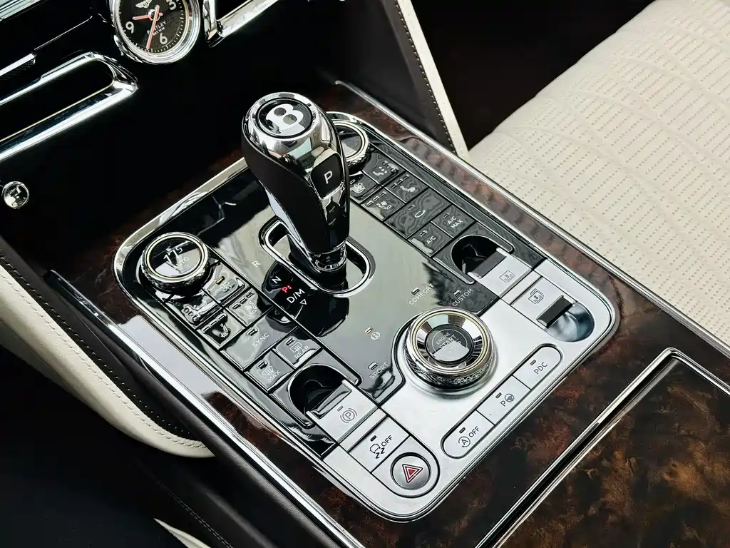 Flying Spur 2020 6.0T W12 Standard Edition купить на сайте DeffCars
