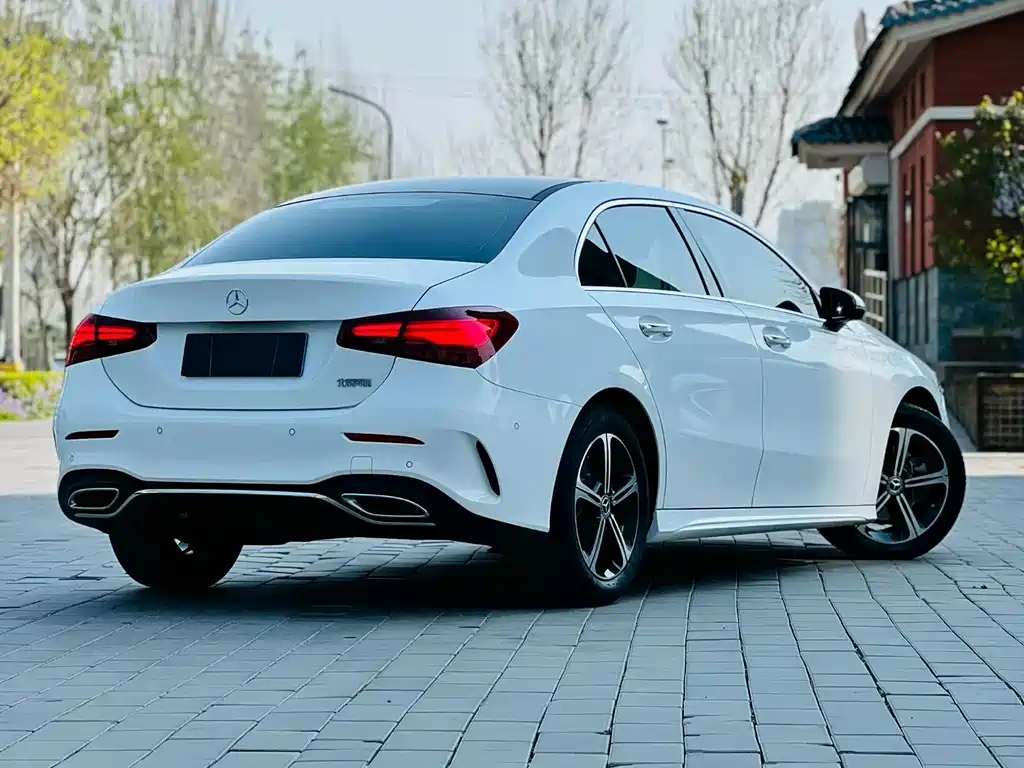 Mercedes-Benz A-Class 2023 A 200 L Fashion Model купить на сайте DeffCars