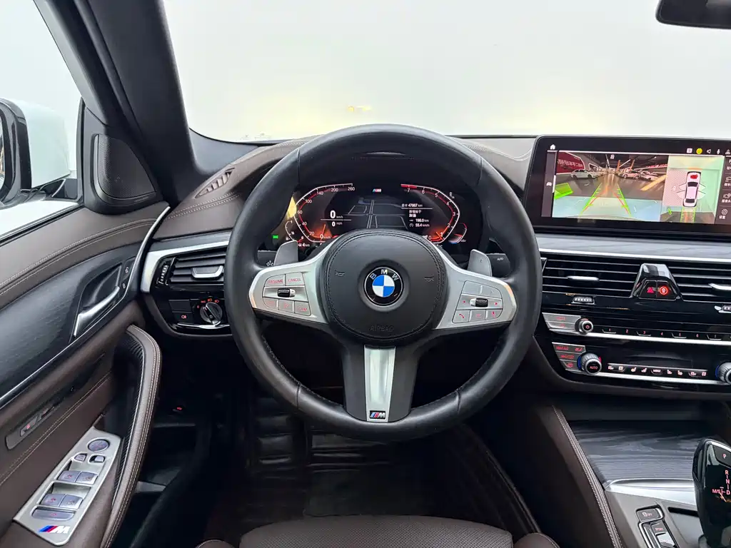BMW 5 Series 2023 530Li Exclusive M Sports Package купить на сайте DeffCars
