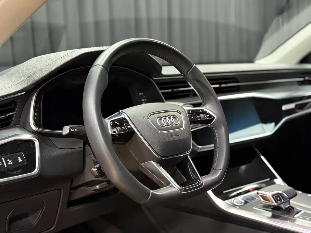 Audi A7 2019 55 TFSI quattro competition version купить на сайте DeffCars