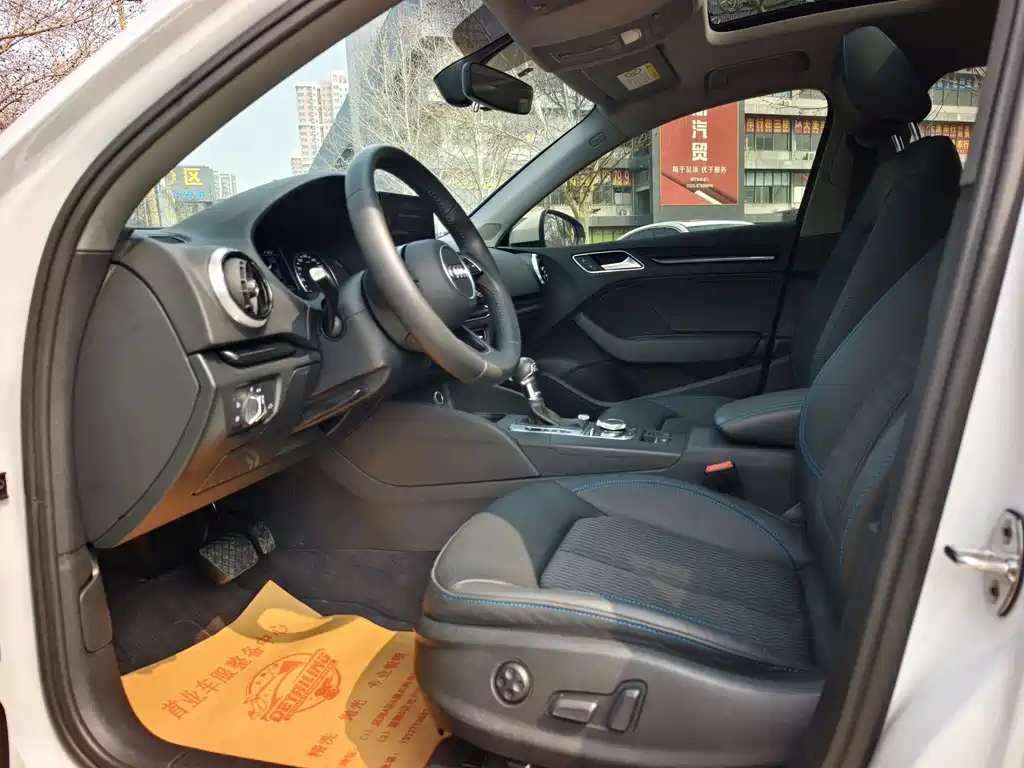 Audi A3 2019 Limousine 35 TFSI Fashion Type National V купить на сайте DeffCars