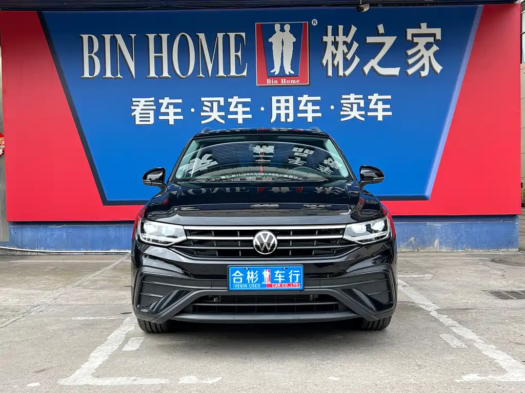 Tiguan L 2025 Outstanding Model 300TSI Automatic Two-wheel Drive Dragon Edition купить на сайте DeffCars