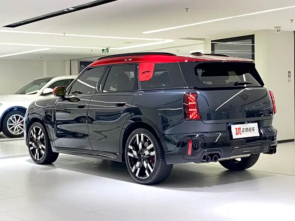 MINI JCW COUNTRYMAN 2024 2.0T JOHN COOPER WORKS купить на сайте DeffCars