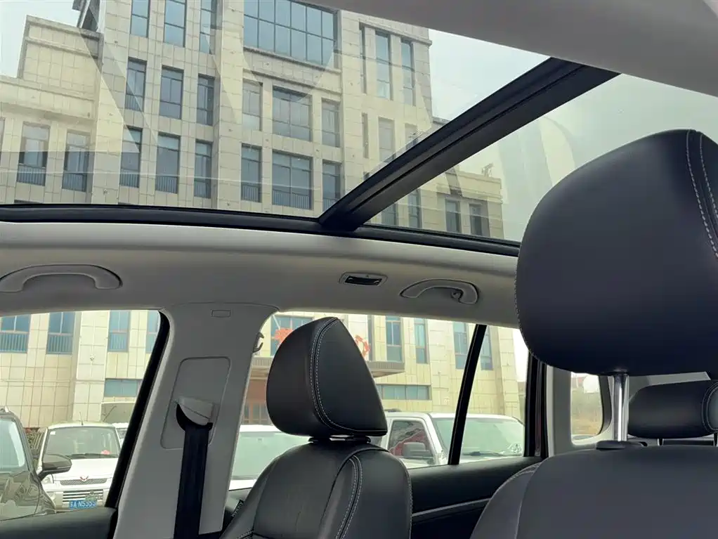 Tiguan 2017 300TSI automatic 2WD Silk Road Comfort Edition купить на сайте DeffCars