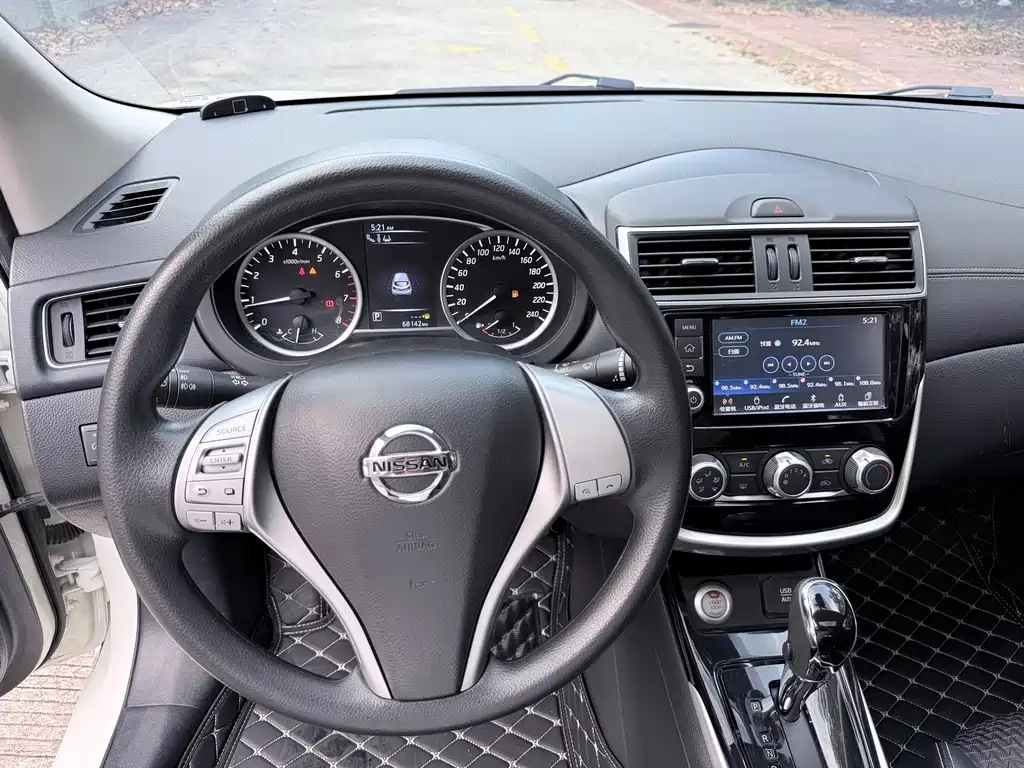 Tiida 2016 1.6L CVT Smart Travel Edition купить на сайте DeffCars
