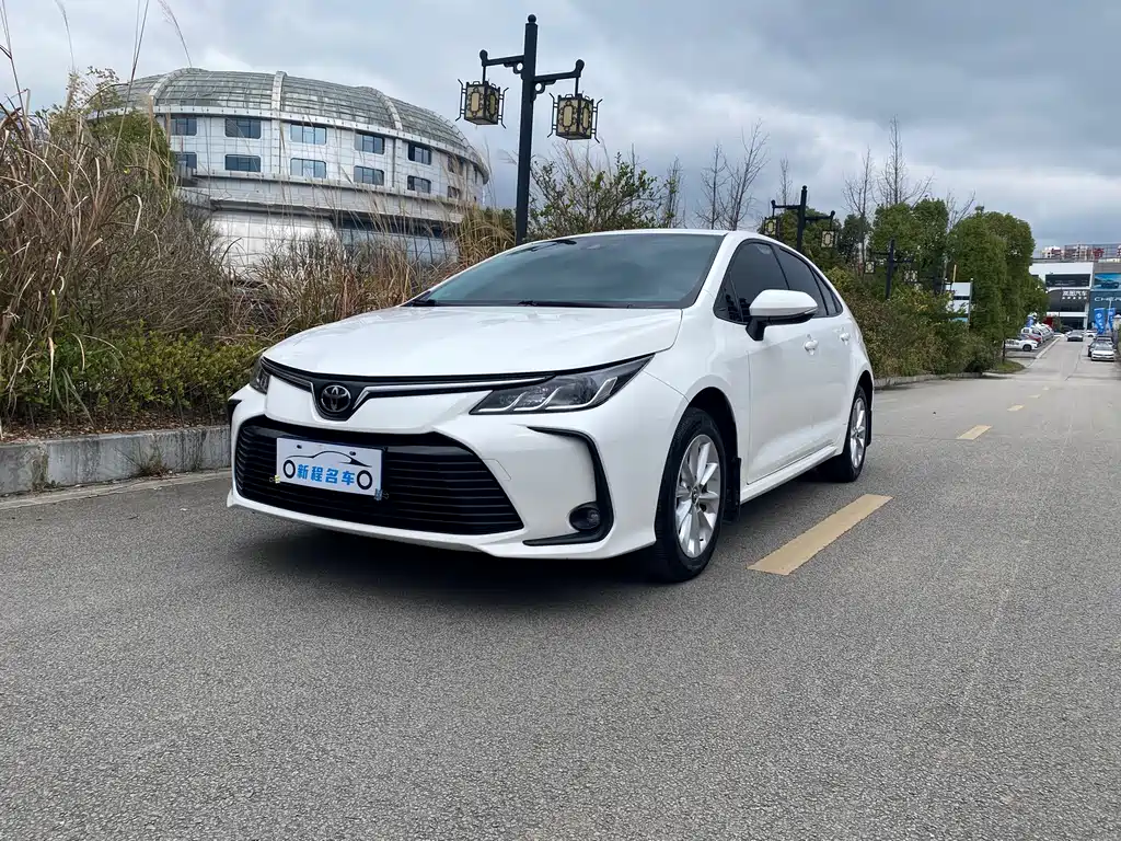 Corolla 2021 1.2T S-CVT Elite PLUS Edition купить на сайте DeffCars