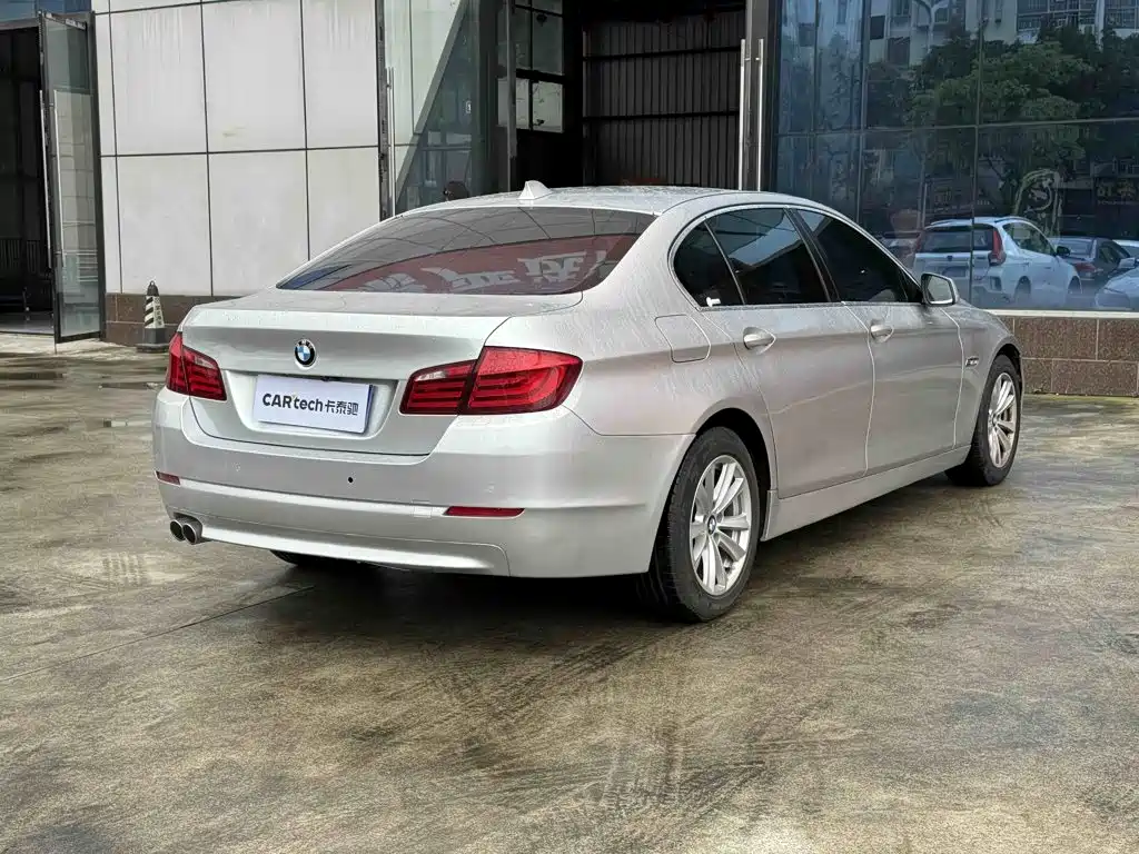 BMW 5 Series 2011 520Li Elegant купить на сайте DeffCars