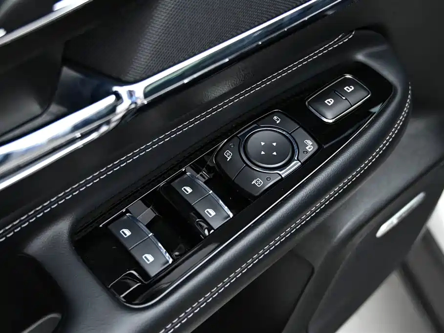 Adventurer 2024 2.0T four-wheel drive premium version купить на сайте DeffCars