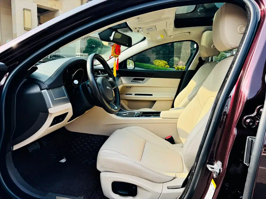 Jaguar XFL 2018 XFL 2.0T 200PS Elite Edition купить на сайте DeffCars