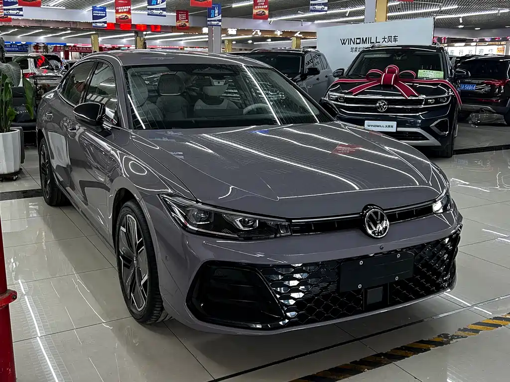 Passat 2025 Pro 380TSI Star Dragon Edition купить на сайте DeffCars