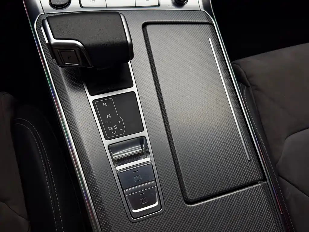 Audi A6L 2024 40 TFSI luxury and dynamic model купить на сайте DeffCars