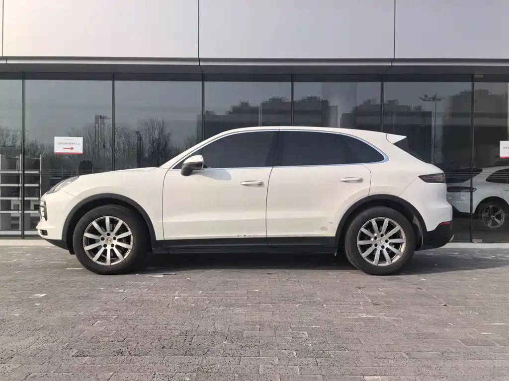 Cayenne 2018 Cayenne 3.0T купить на сайте DeffCars