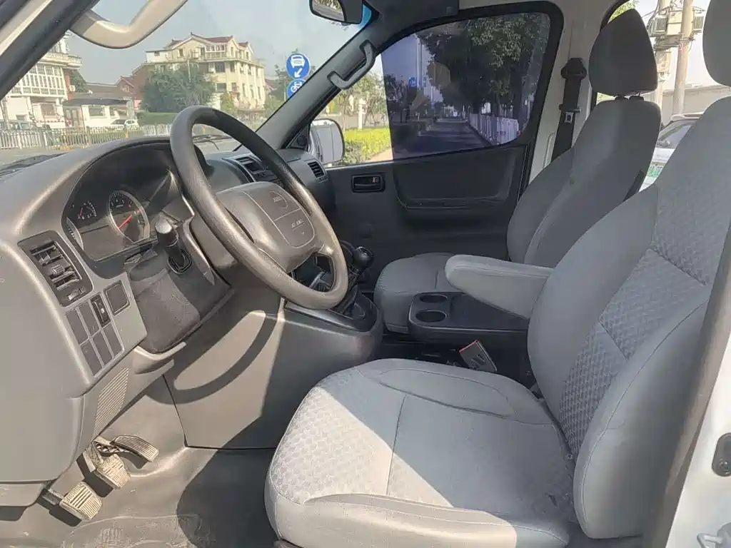 Jinbei Express 2018 2.0L Standard V19 купить на сайте DeffCars