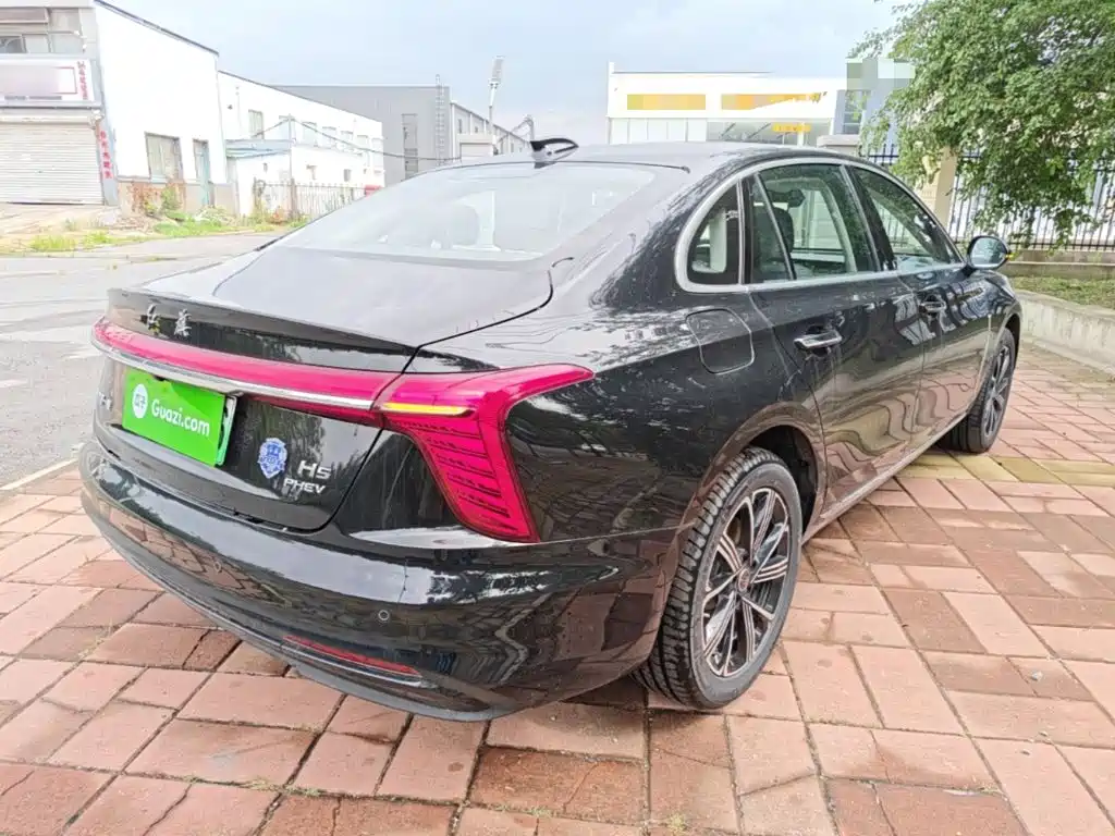 Hongqi H5 PHEV 2025 170 super hybrid version купить на сайте DeffCars