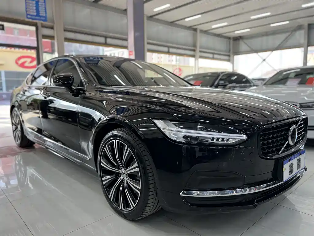 Volvo S90 2024 B5 Zhiyuan Luxury Edition купить на сайте DeffCars